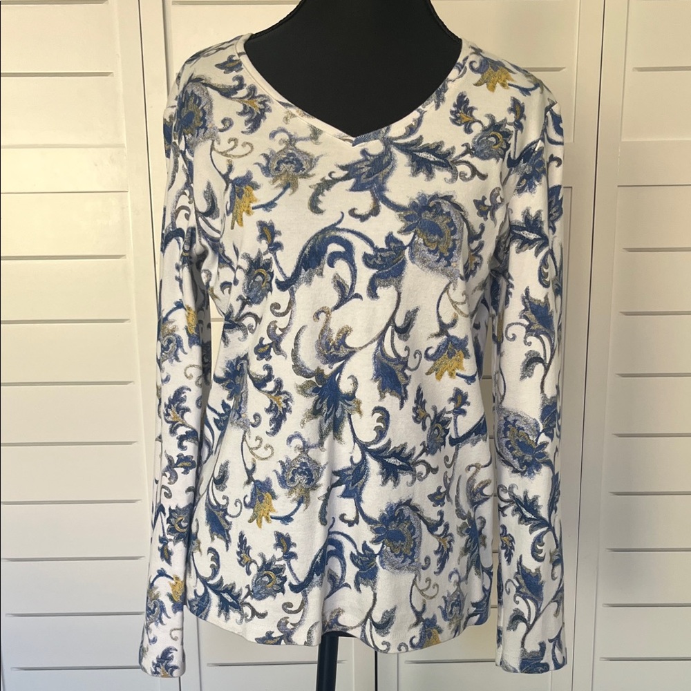 Chico's Long Sleeve V-Neck Top with Blue & Gold Scroll Print Sz 1